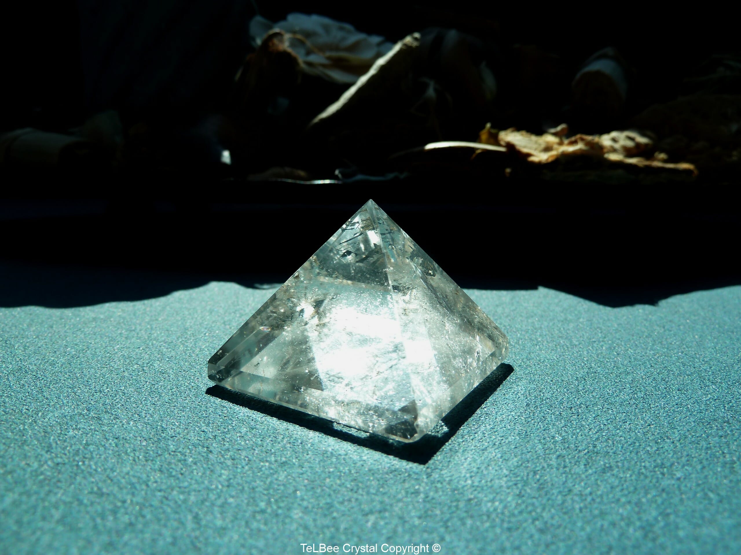 Cristal de Quartz Minéraux Pierre naturelle Lithothérapie Pyramide 