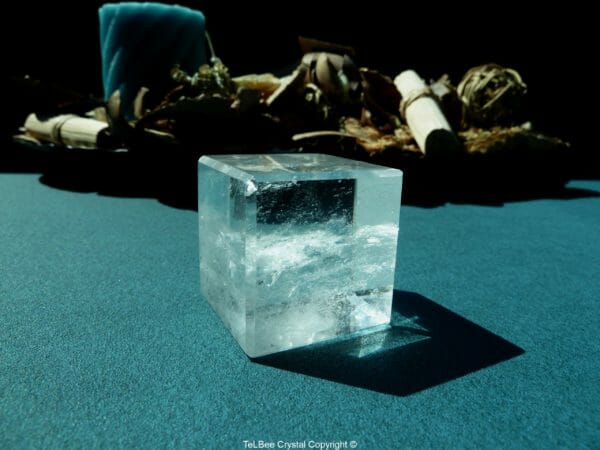 Cube en cristal de roche vue principale